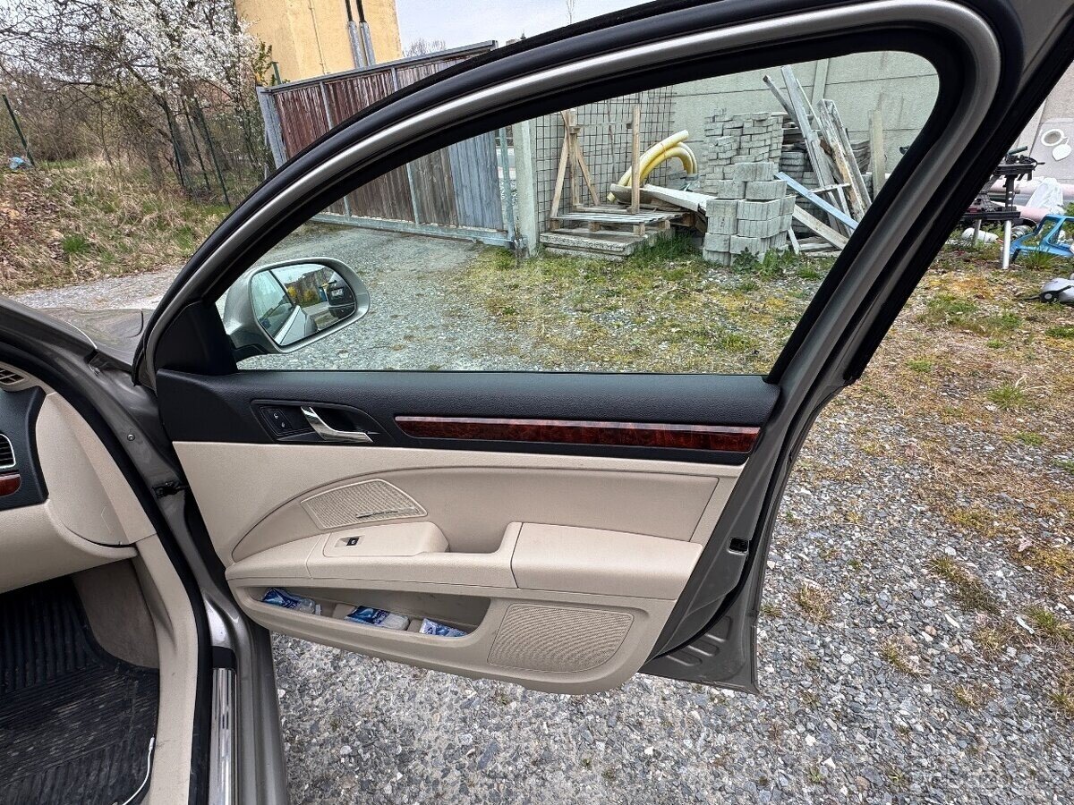 Škoda Superb Kombi 3,6 l 191 kw