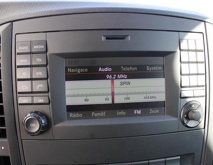 Mercedes-Benz Vito 12