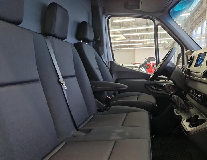 Mercedes-Benz Sprinter 15