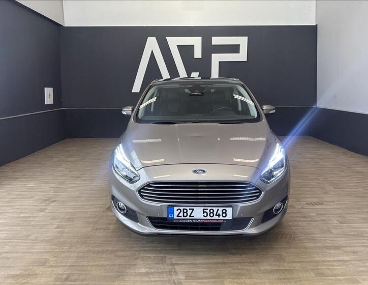 Ford S-MAX 3