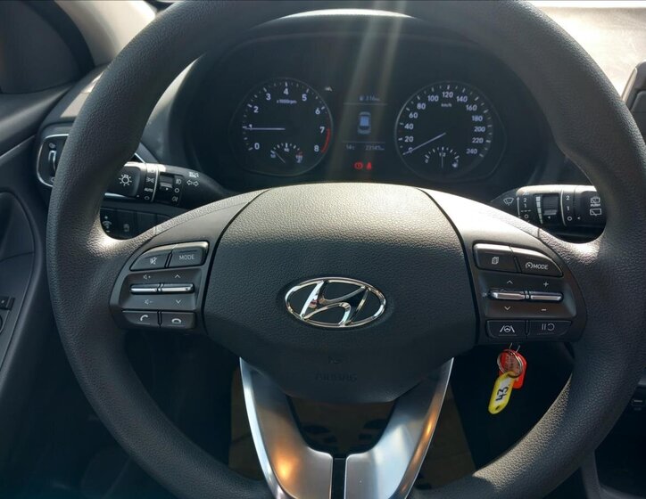 Hyundai i30 Kombi 998,0 88 kw