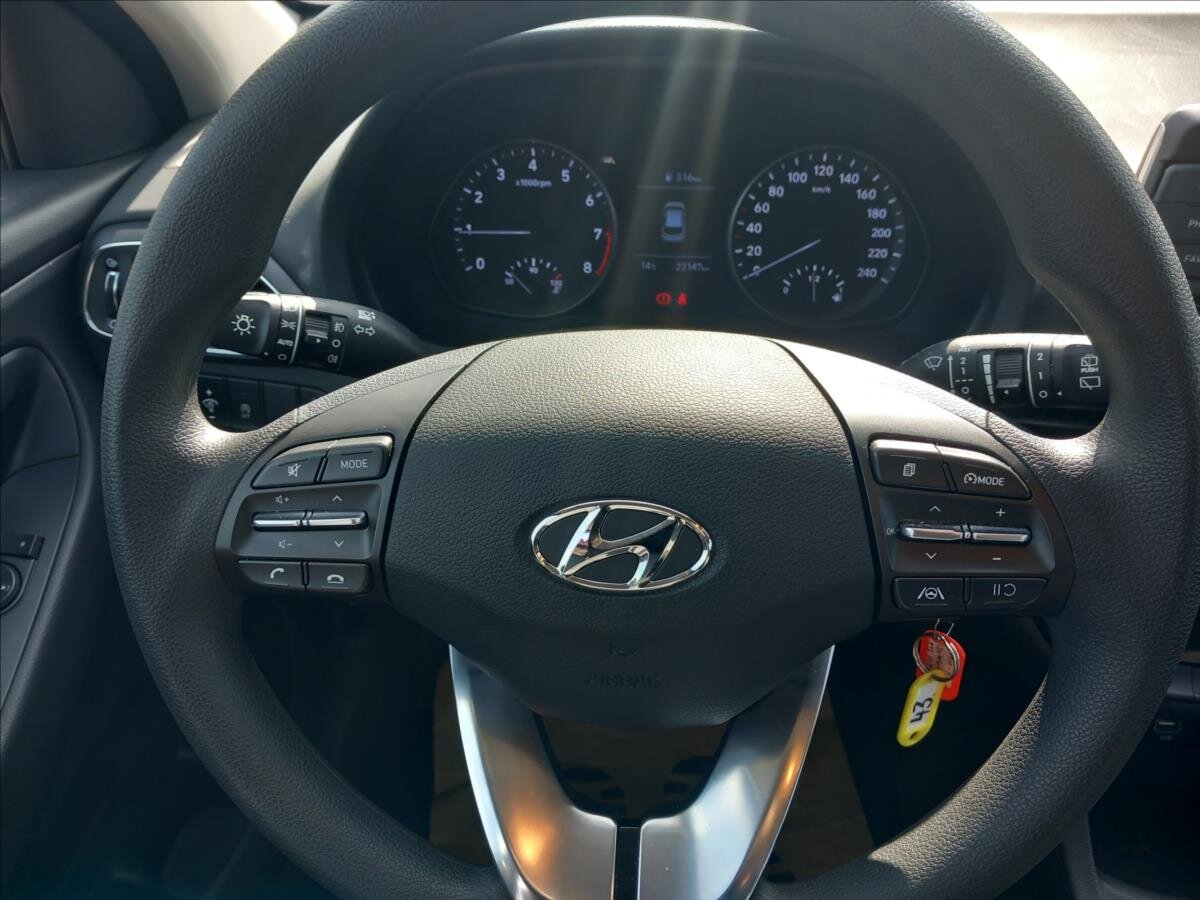 Hyundai i30 Kombi 998,0 88 kw