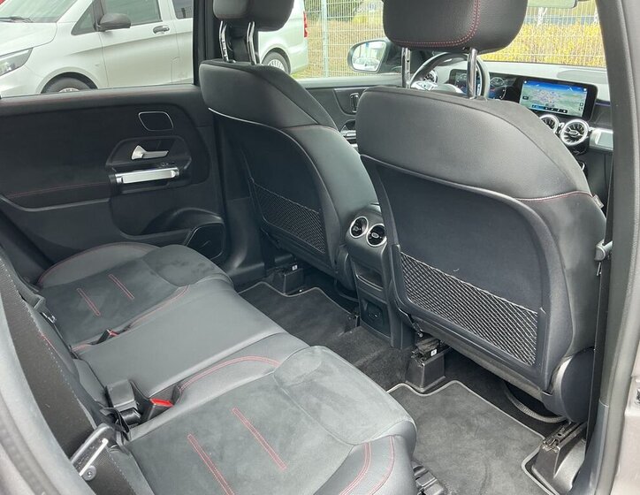 Mercedes-Benz GLB SUV / Terénní 2,0 l 140 kw