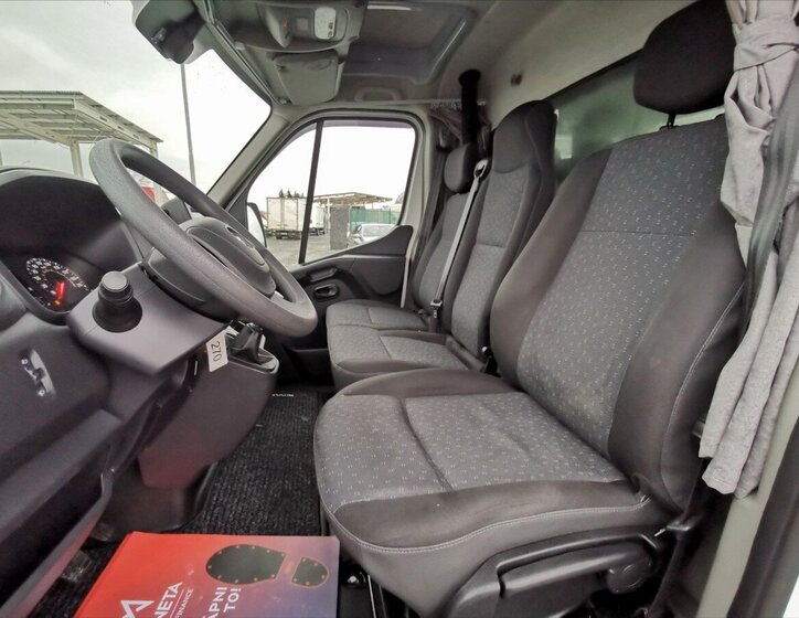 Renault Master Valník 2,3 l 120 kw