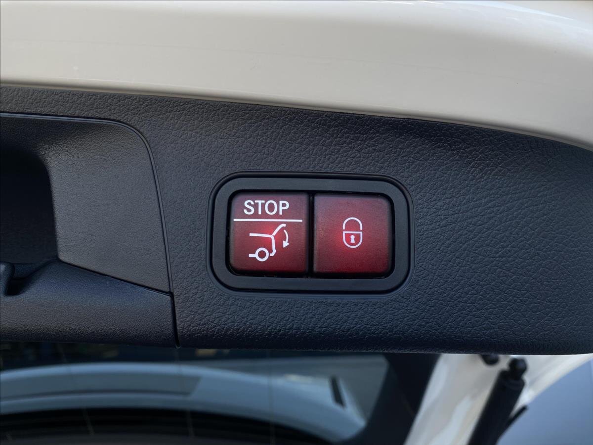 Mercedes-Benz EQA SUV / Terénní 0,0 140 kw