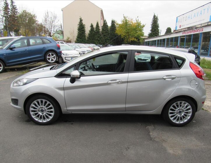 Ford Fiesta Hatchback 998,0 74 kw