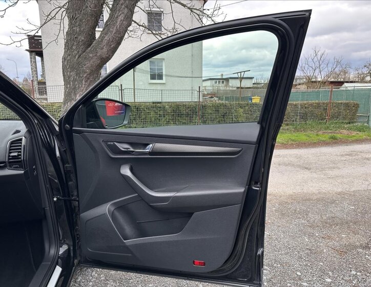 Škoda Karoq SUV / Terénní 2,0 l 140 kw