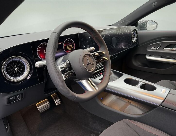 Mercedes-Benz CLA Sedan 1,5 l 120 kw