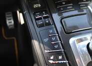 Porsche Cayenne SUV 4,8 l 397 kw