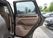 Porsche Cayenne 23
