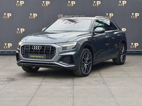 Audi Q8 SUV 3,0 l 210 kw