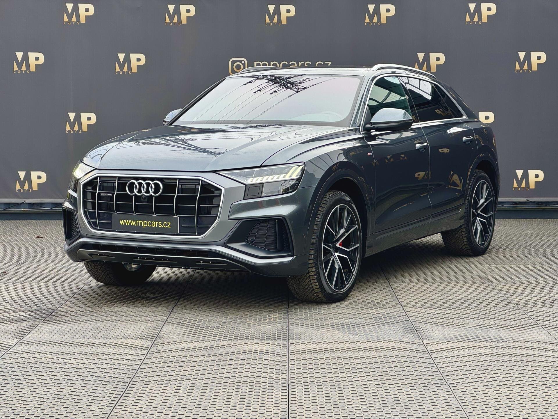 Audi Q8 SUV 3,0 l 210 kw