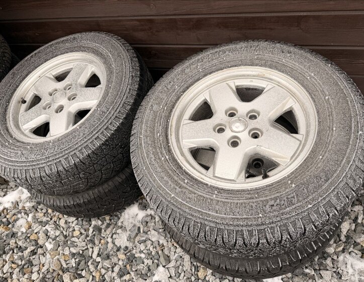 Jeep Cherokee Ostatní 2,5 l 105 kw