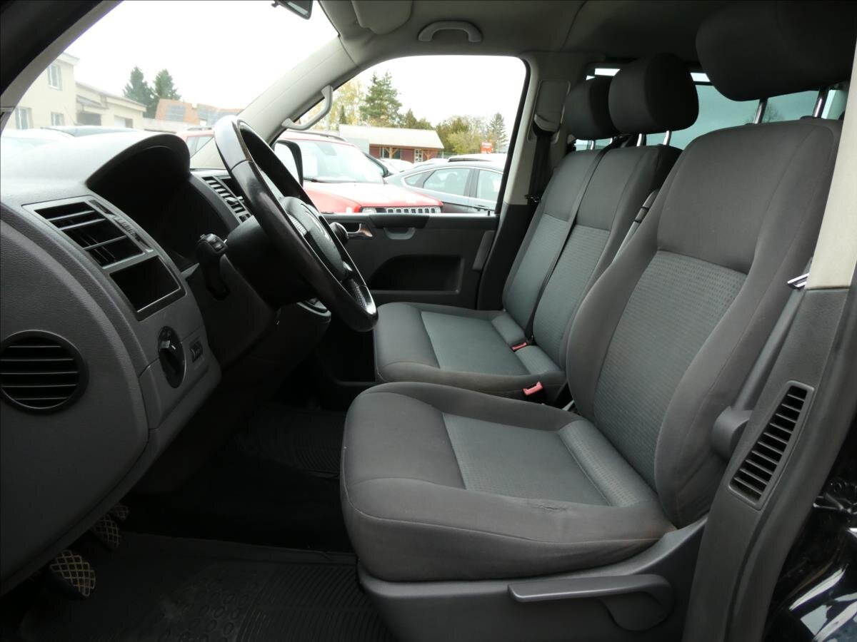 Volkswagen Caravelle Ostatní 2,5 l 96 kw