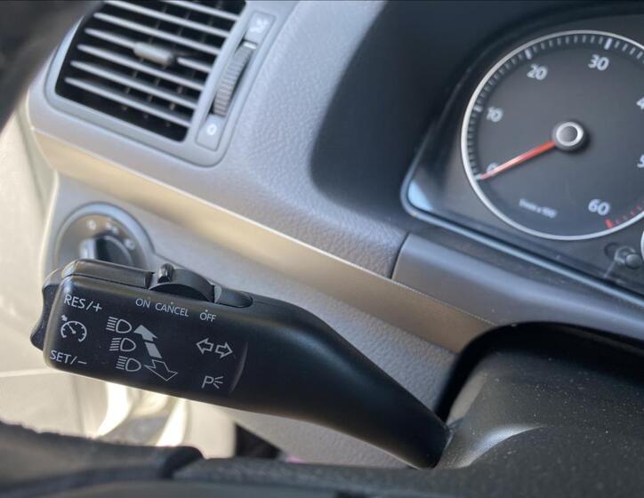 Volkswagen Touran 25