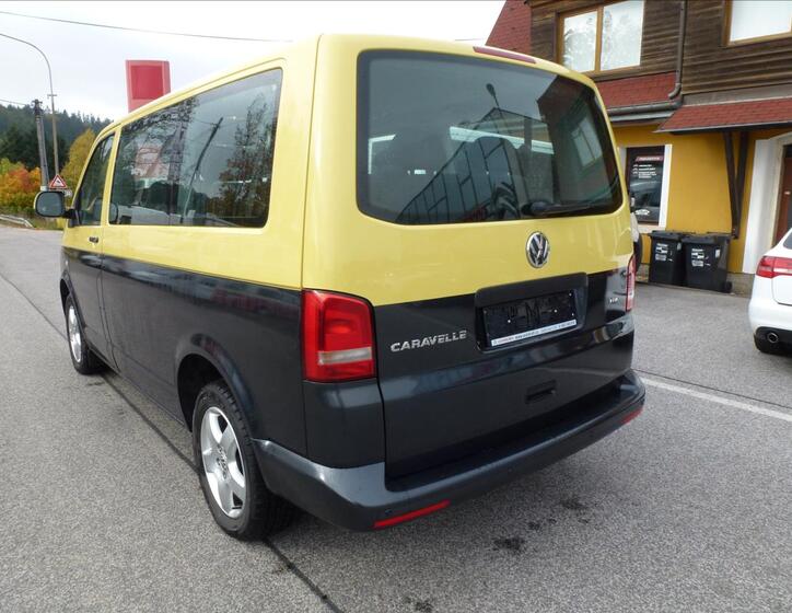 Volkswagen Caravelle 11