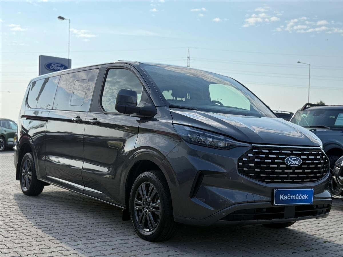 Ford Tourneo Custom Kombi 2,0 l 125 kw