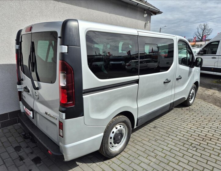 Opel Vivaro Kombi 1,6 l 92 kw