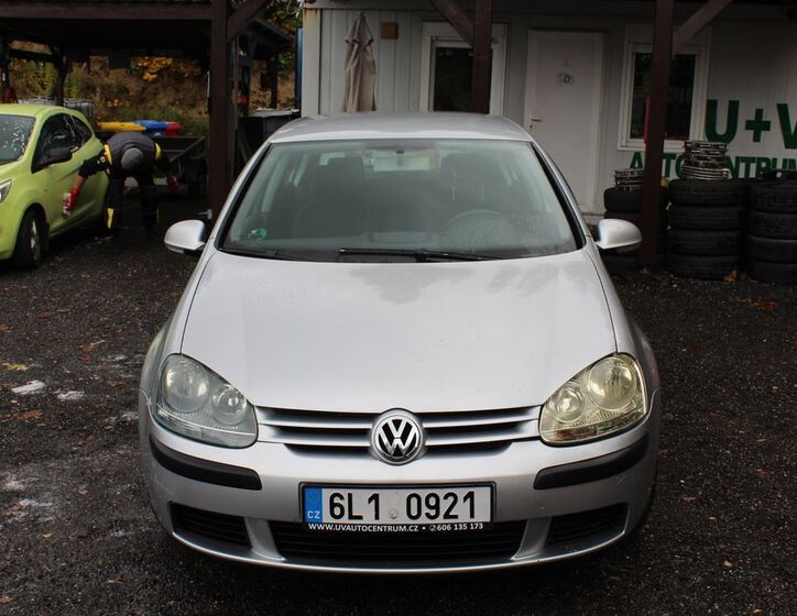 Volkswagen Golf 2