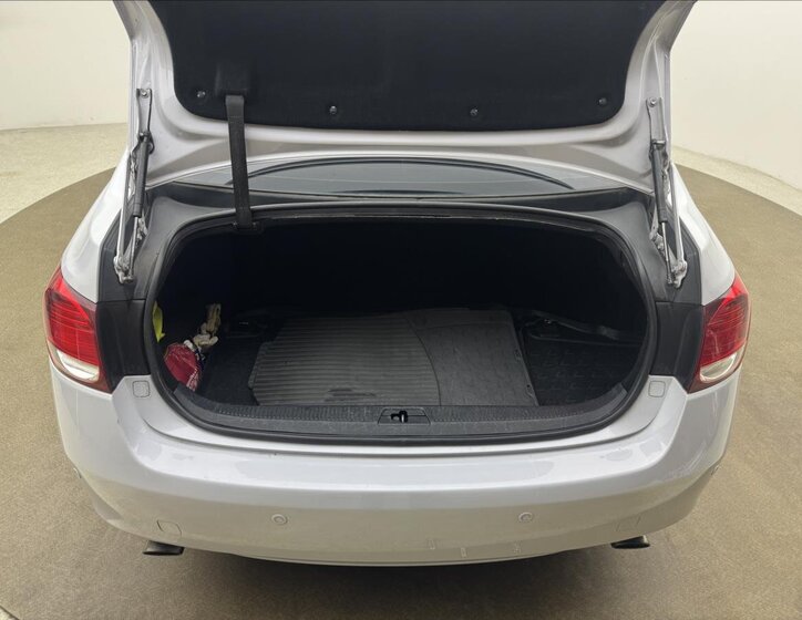 Lexus GS 300 Sedan / Limuzína 3,0 l 183 kw