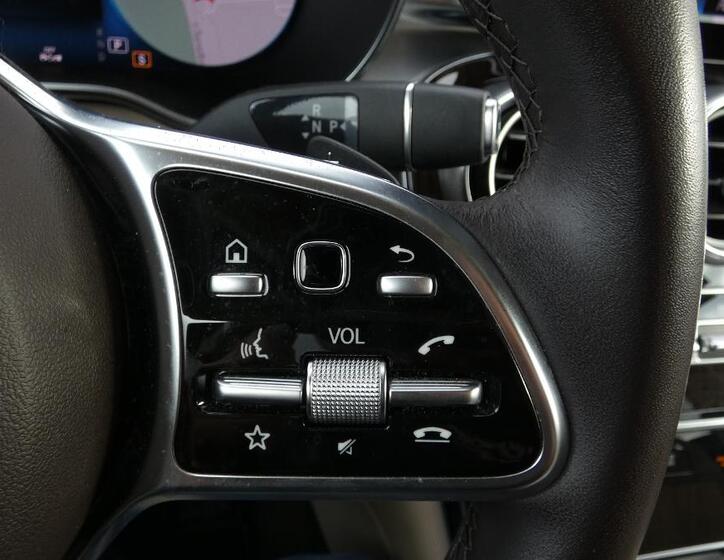 Mercedes-Benz GLC 12