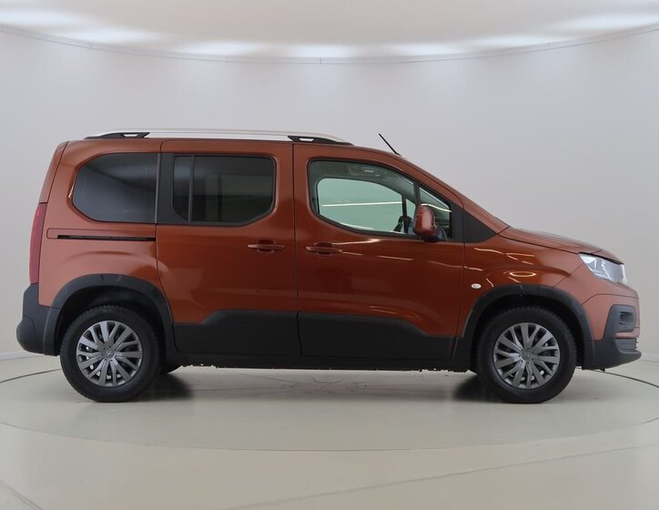 Peugeot Rifter 4