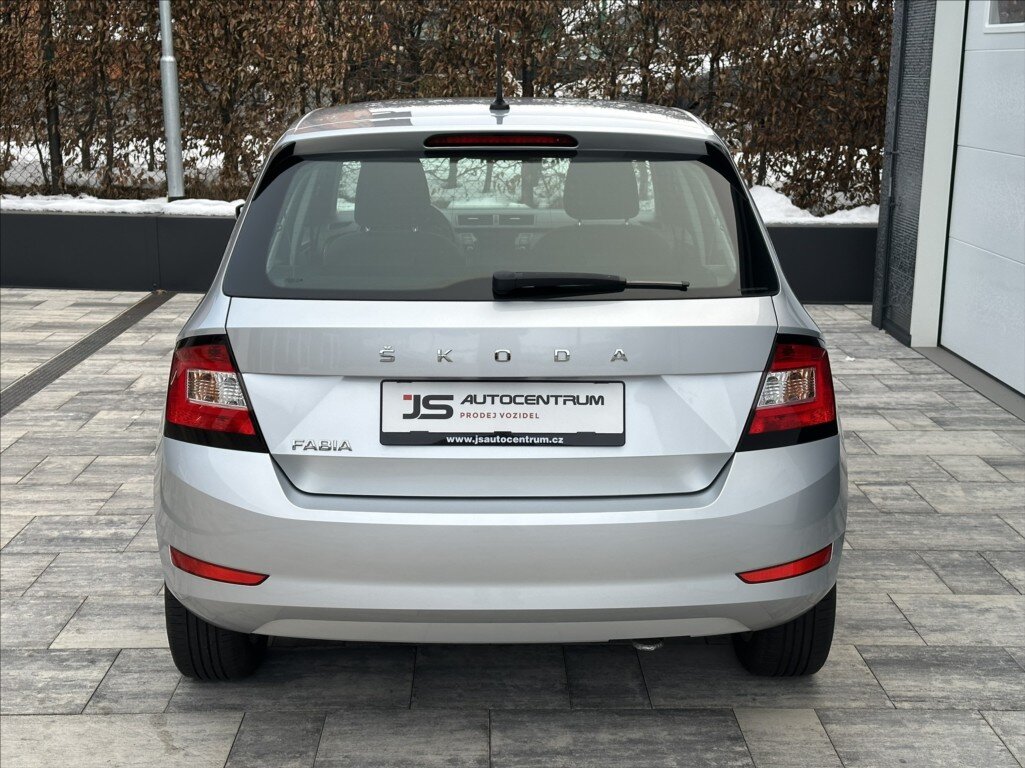 Škoda Fabia Hatchback 999,0 70 kw