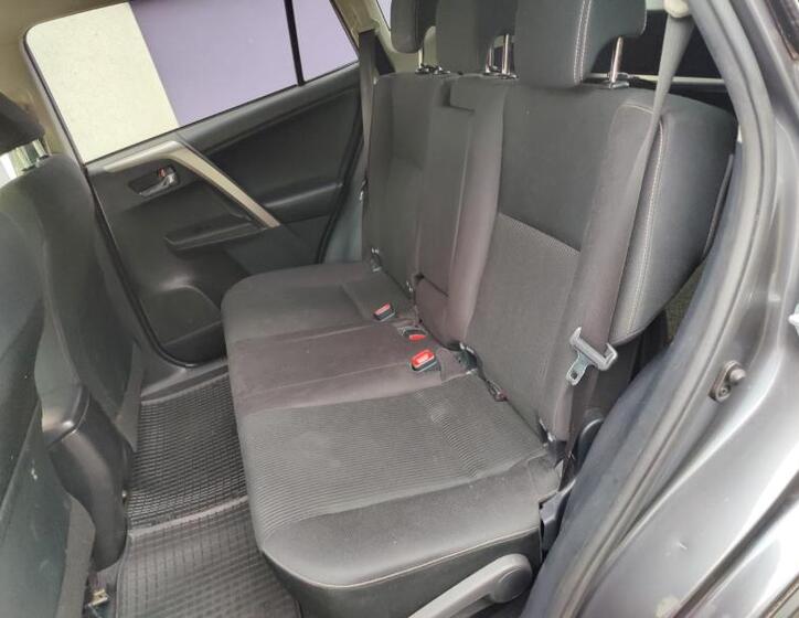 Toyota RAV4 15