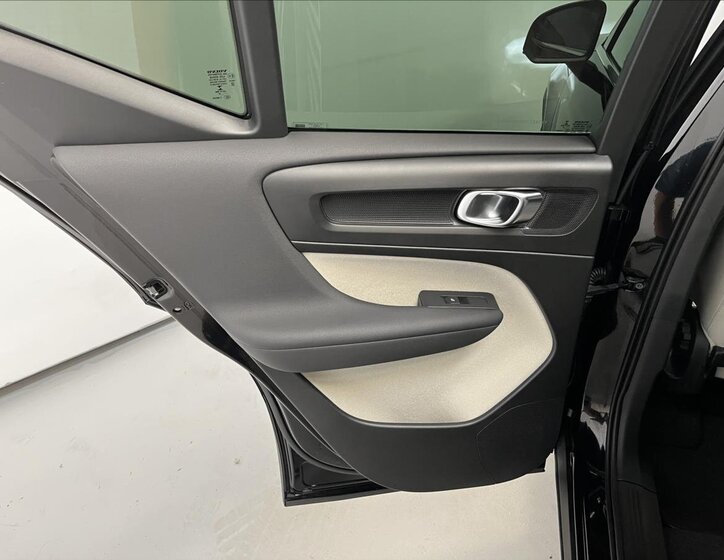 Volvo XC40 29
