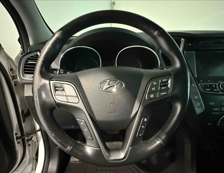 Hyundai Santa Fe 13