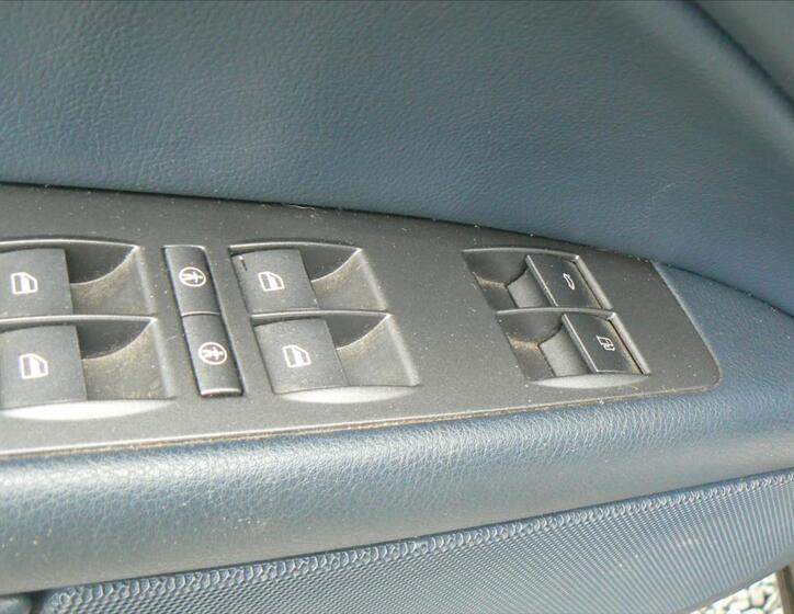 Volkswagen Phaeton 9