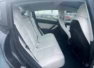 Tesla Model 3 Sedan / Limuzína 0,0 239 kw