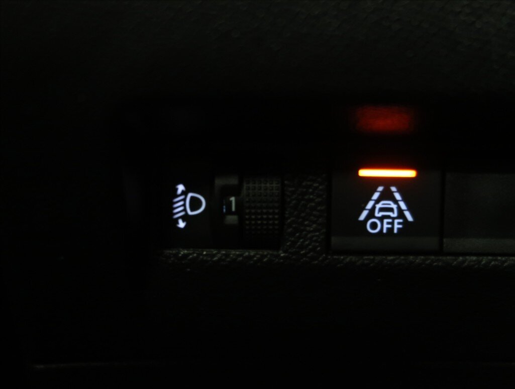 Peugeot 2008 SUV / Terénní 1,2 l 74 kw