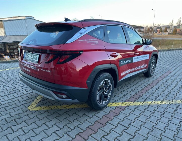 Hyundai Tucson SUV 1,6 l 118 kw