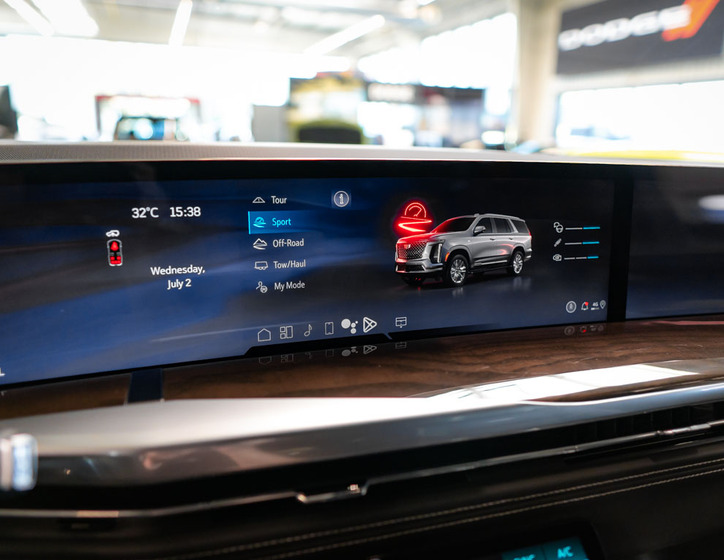 Cadillac Escalade 35