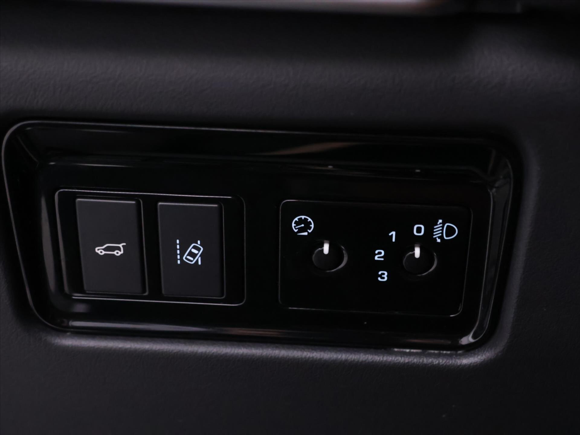 Jaguar F-Pace SUV 2,0 l 132 kw