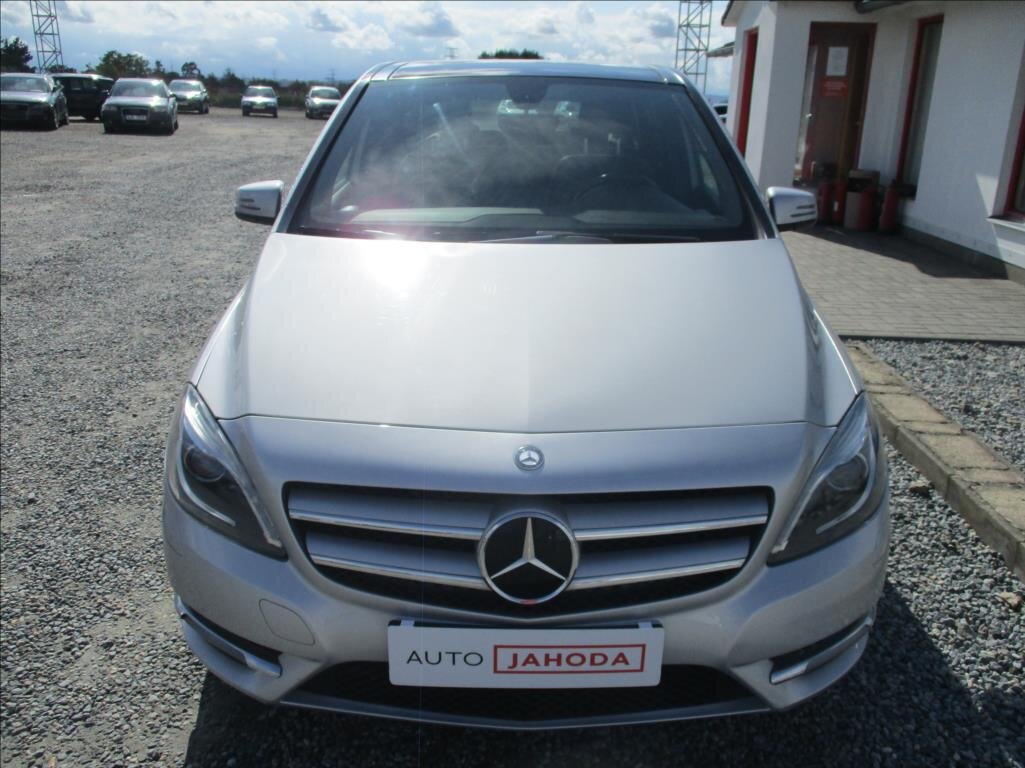 Mercedes-Benz Třídy B Kombi 1,5 l 80 kw