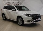 Mitsubishi Outlander 3