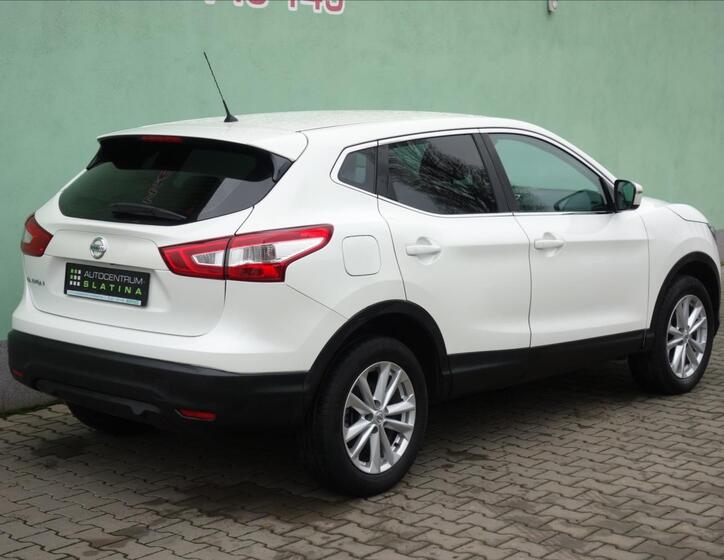 Nissan Qashqai 10