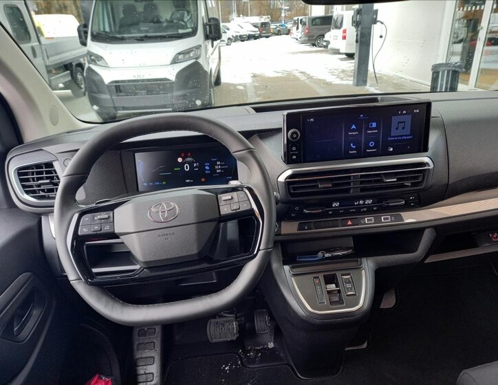 Toyota ProAce Verso MPV 2,0 l 100 kw