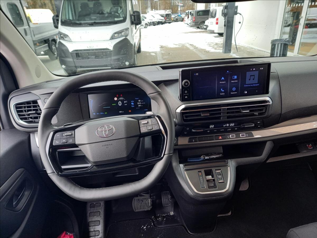 Toyota ProAce Verso MPV 2,0 l 100 kw