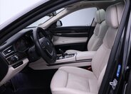 BMW Řada 7 12