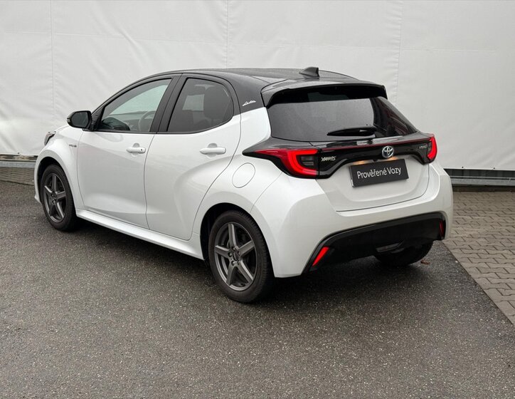 Toyota Yaris Hatchback 1,5 l 68 kw