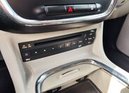 Lancia Voyager MPV 2,8 l 120 kw