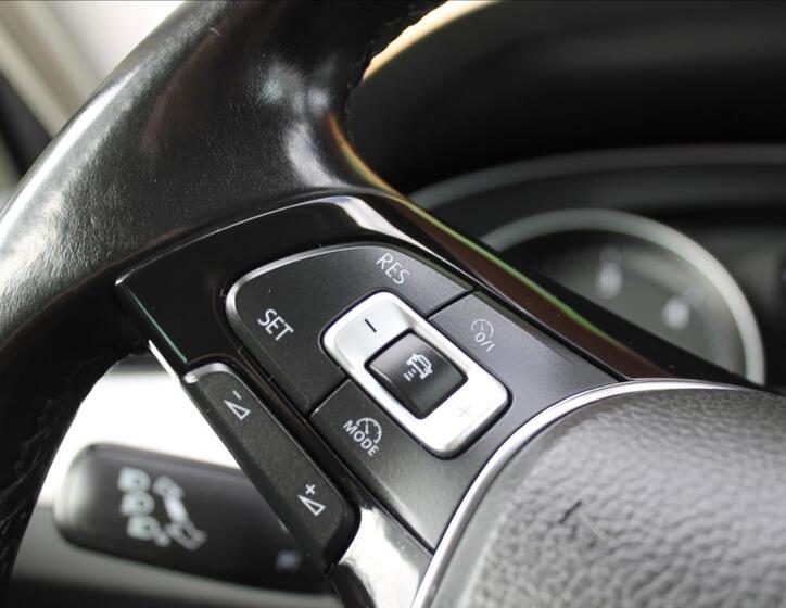 Volkswagen Passat 24