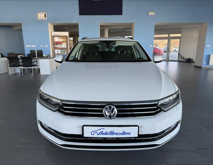 Volkswagen Passat 2