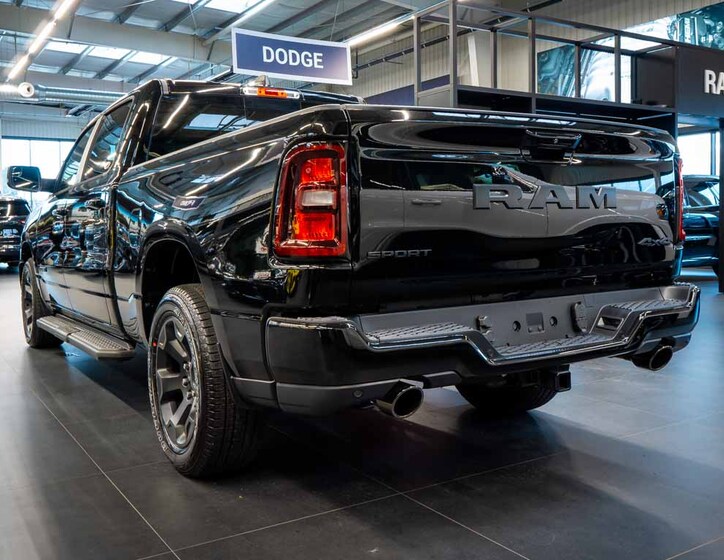 Dodge RAM 3