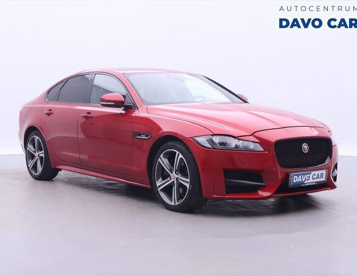 Jaguar XF Sedan / Limuzína 3,0 l 221 kw