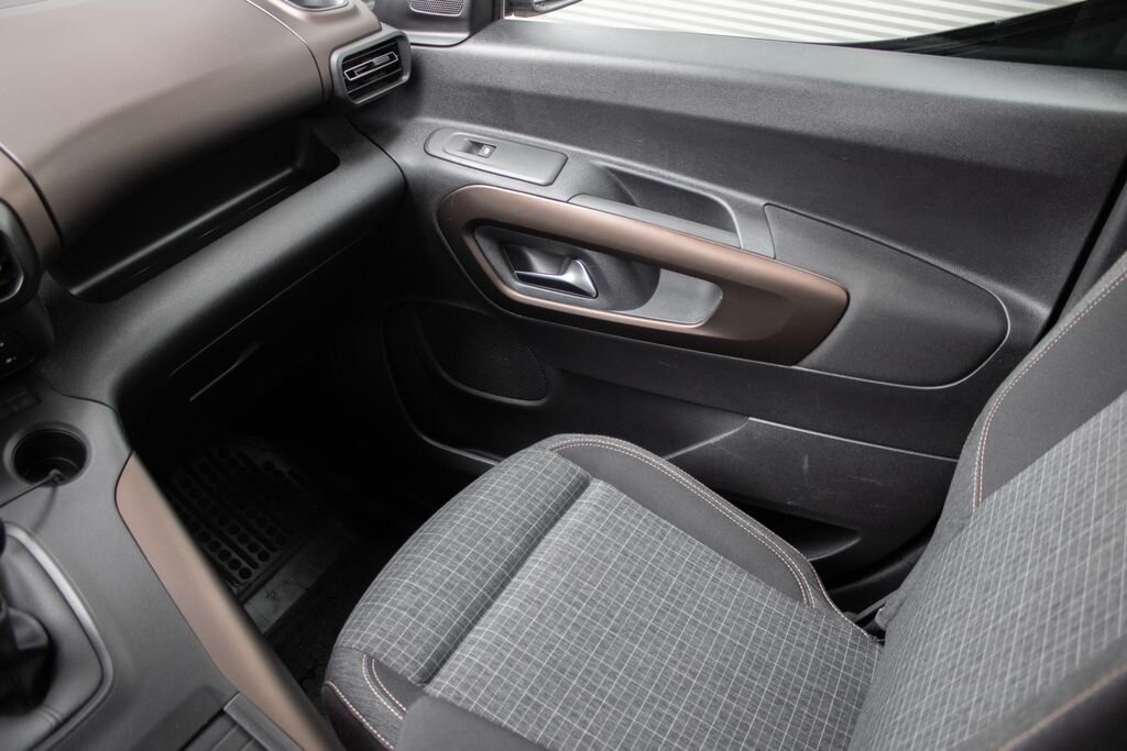 Peugeot Rifter VAN-Minibus 1,5 l 96 kw