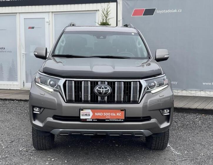 Toyota Land Cruiser 6